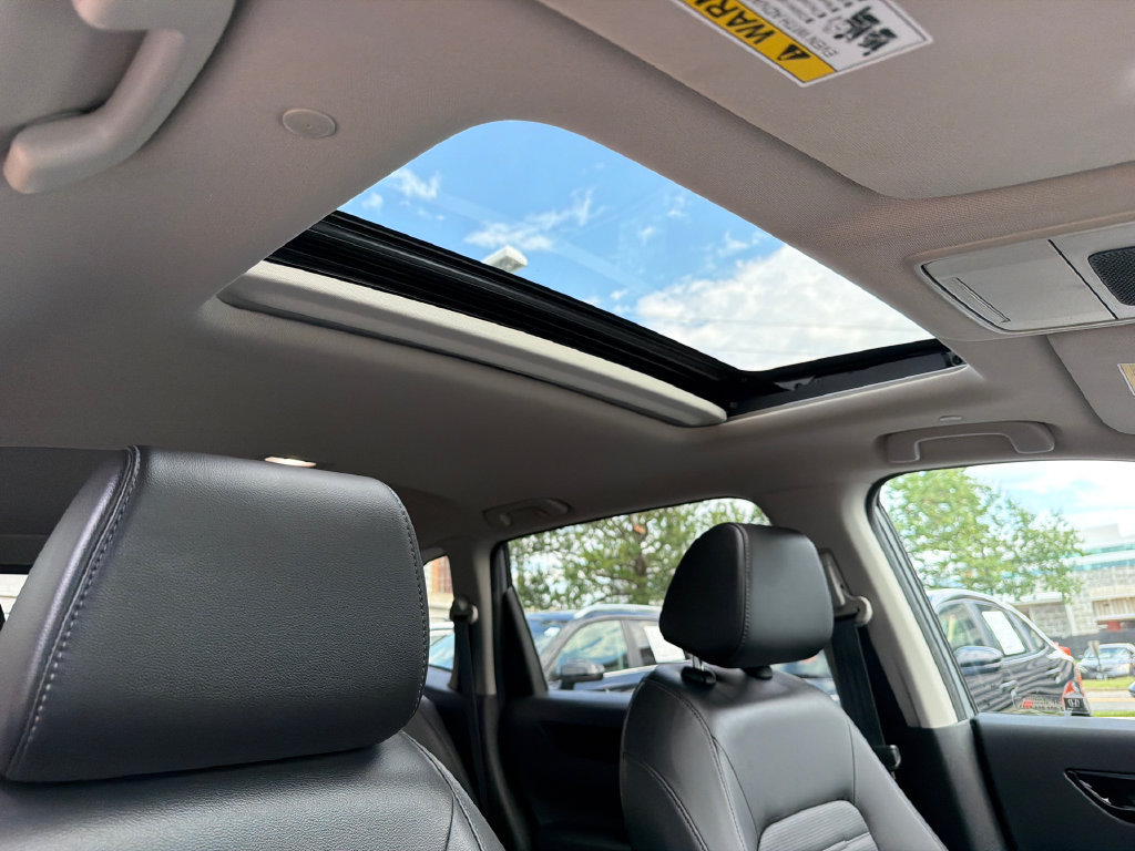 Used 2025 Honda CR-V EX-L image 13