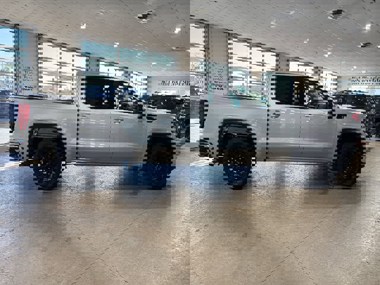 Used 2022 GMC Sierra 1500 Elevation RWD image 3