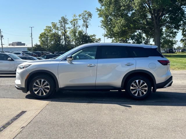Used 2023 INFINITI QX60 Pure AWD/4WD image 8