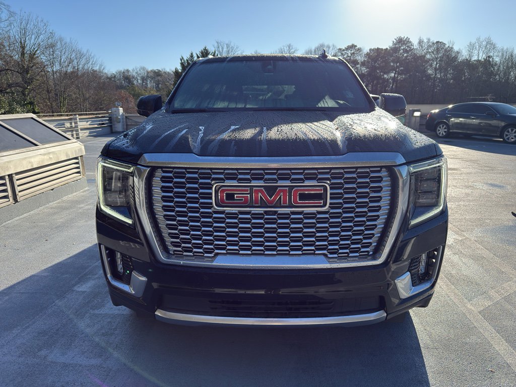 Used 2022 GMC Yukon Denali image 2