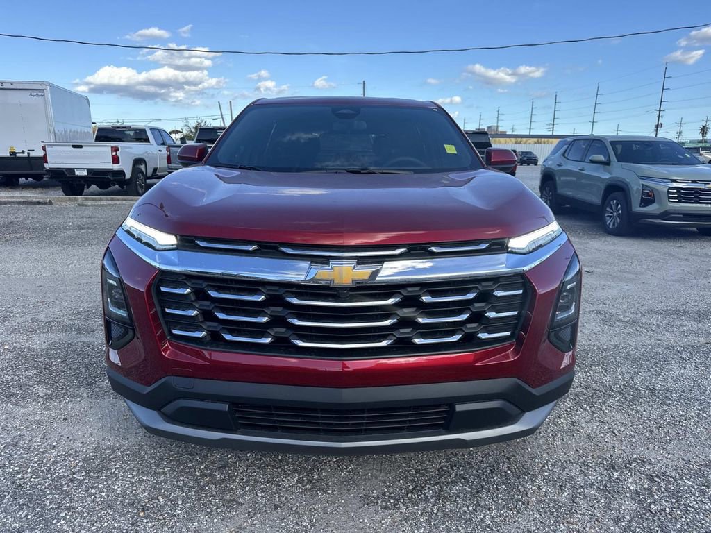 New 2026 Chevrolet Equinox LT image 2