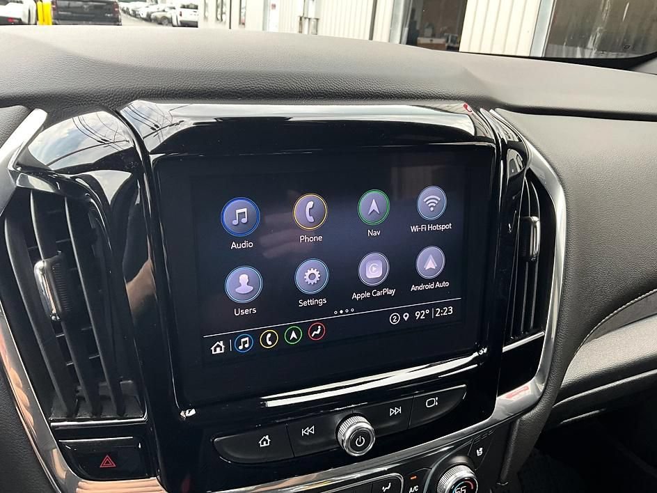 Used 2023 Chevrolet Traverse High Country AWD/4WD image 20