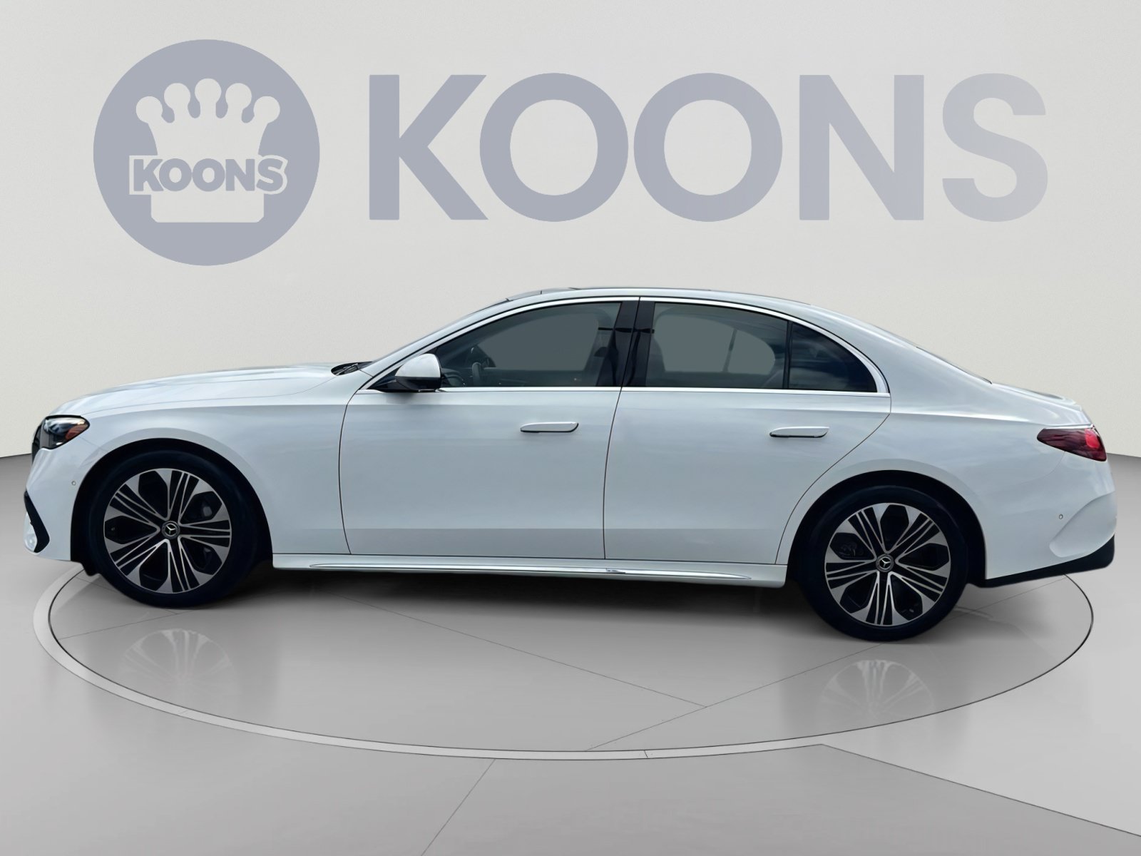 Used 2025 Mercedes-Benz E 450 4MATIC Sedan image 7