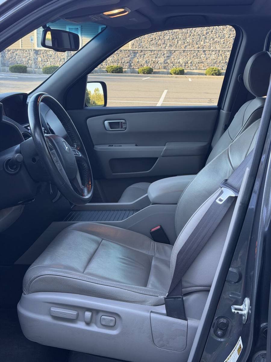 Used 2012 Honda Pilot EX-L image 11