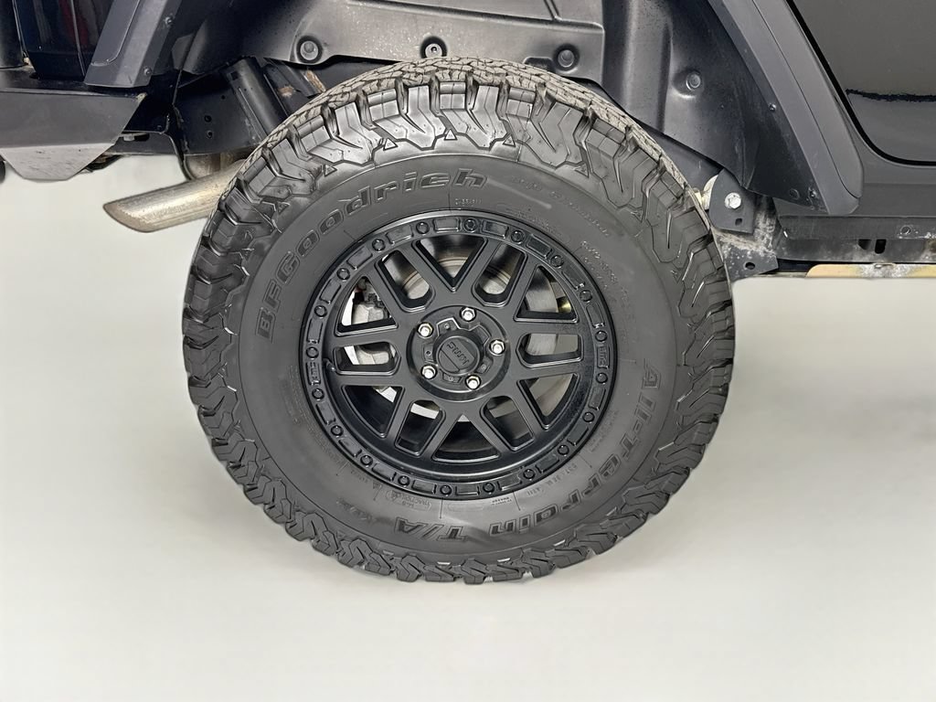 Used 2021 Jeep Wrangler Unlimited Rubicon AWD/4WD image 33
