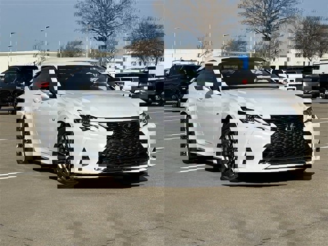 Used 2019 Lexus RC 300 image 2