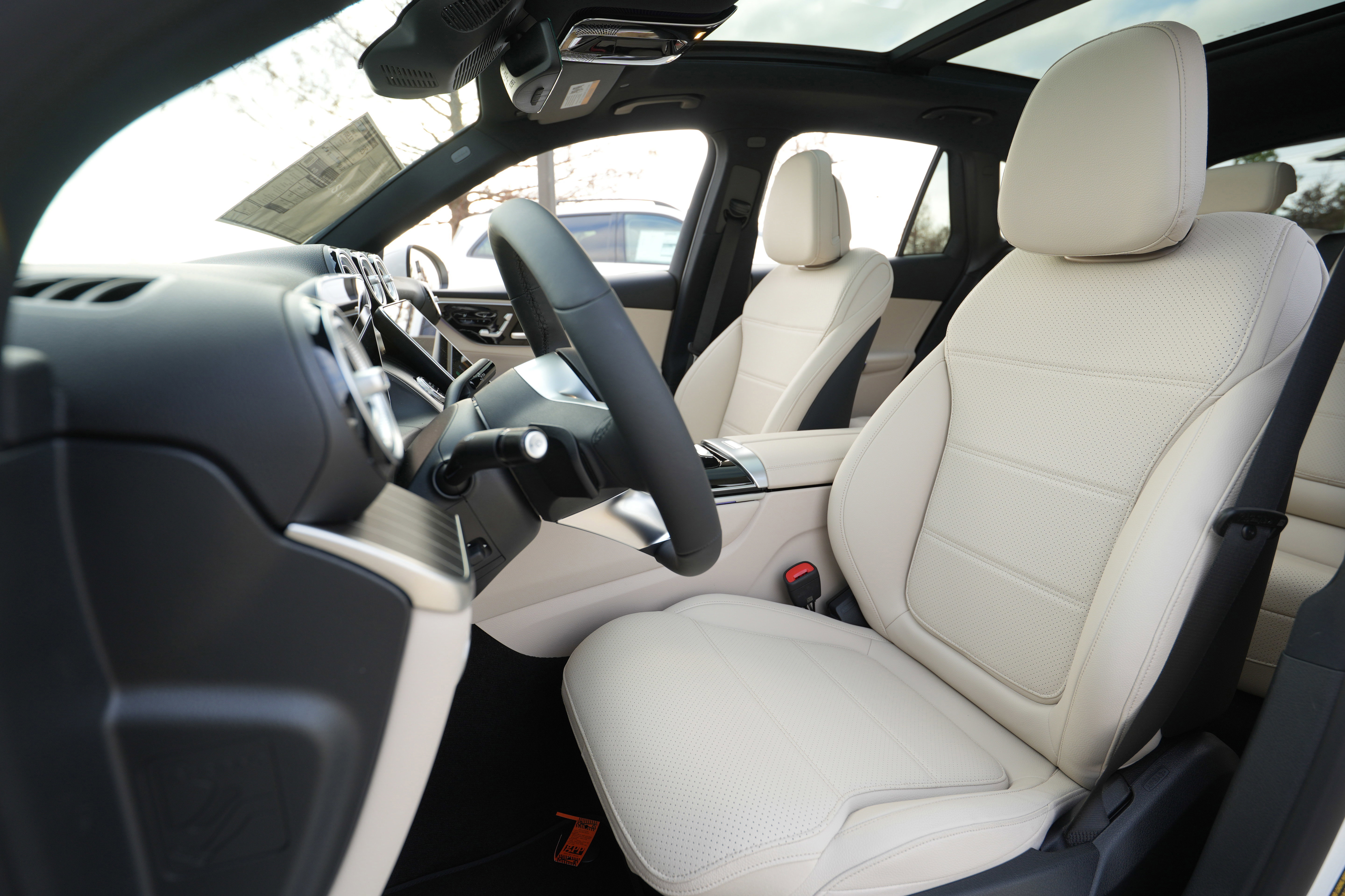 New 2026 Mercedes-Benz GLC 300 4MATIC image 34