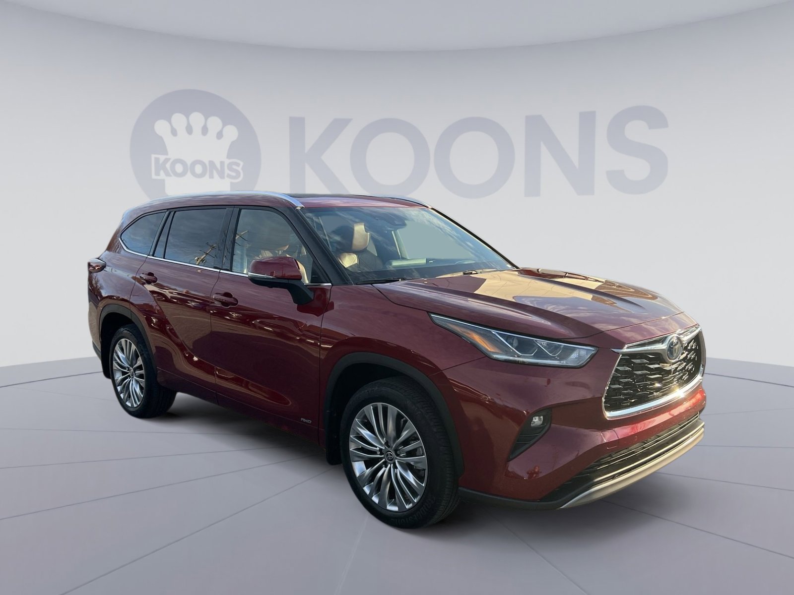 Used 2024 Toyota Highlander Platinum image 10