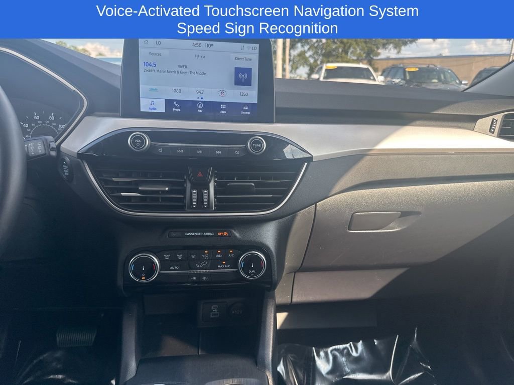 Used 2022 Ford Escape SE w/ SE Sport Appearance Package image 14