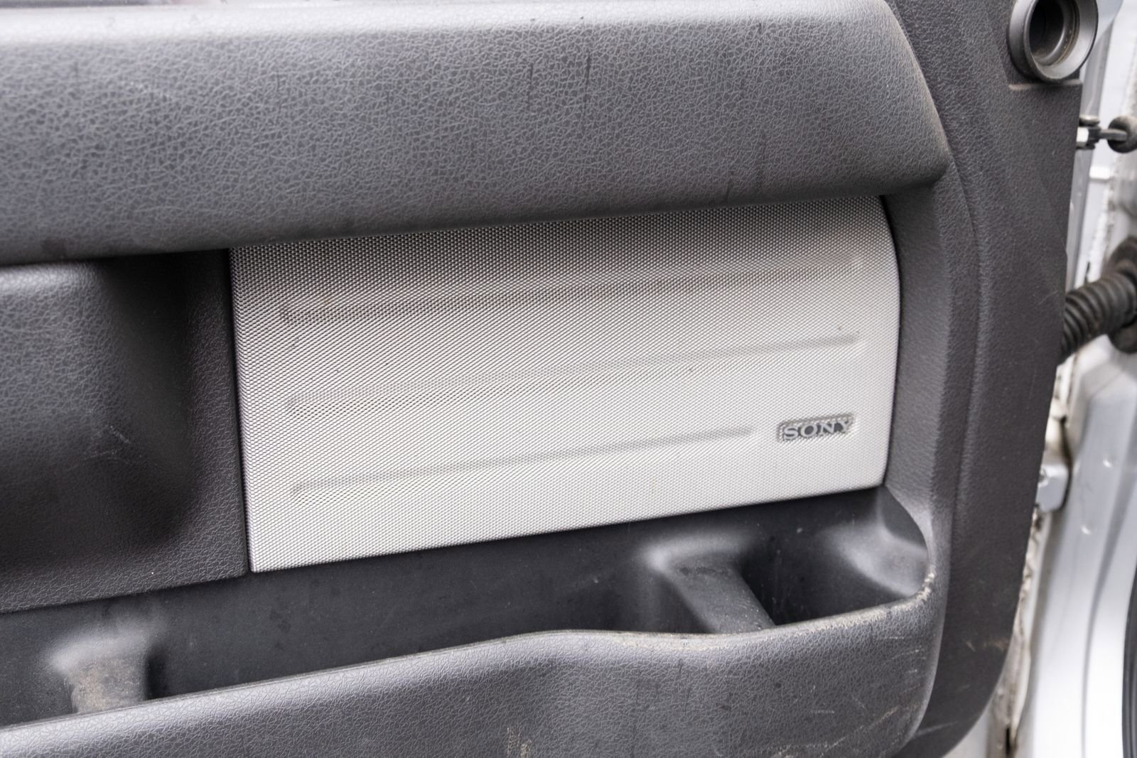 Used 2010 Ford F150 Lariat image 10