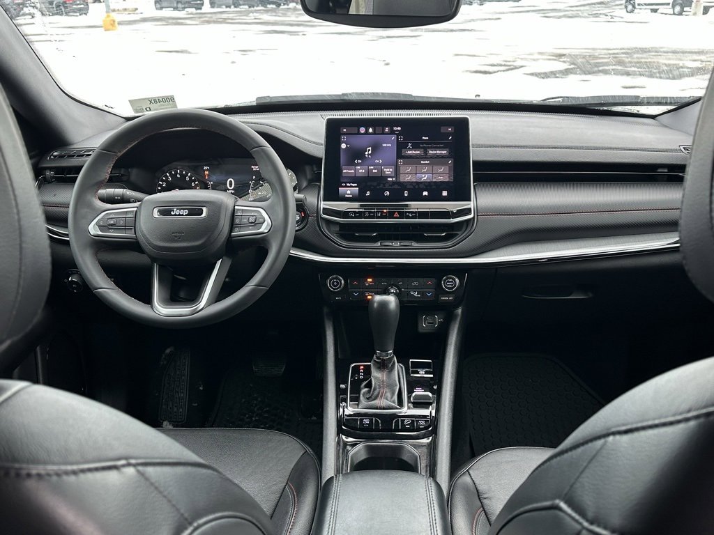 Used 2023 Jeep Compass Trailhawk image 18