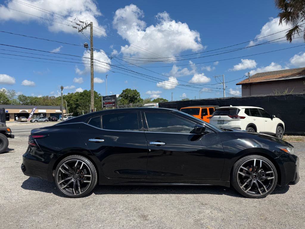 Used 2019 Nissan Maxima 3.5 S w/ Floor Mat Group FWD image 4