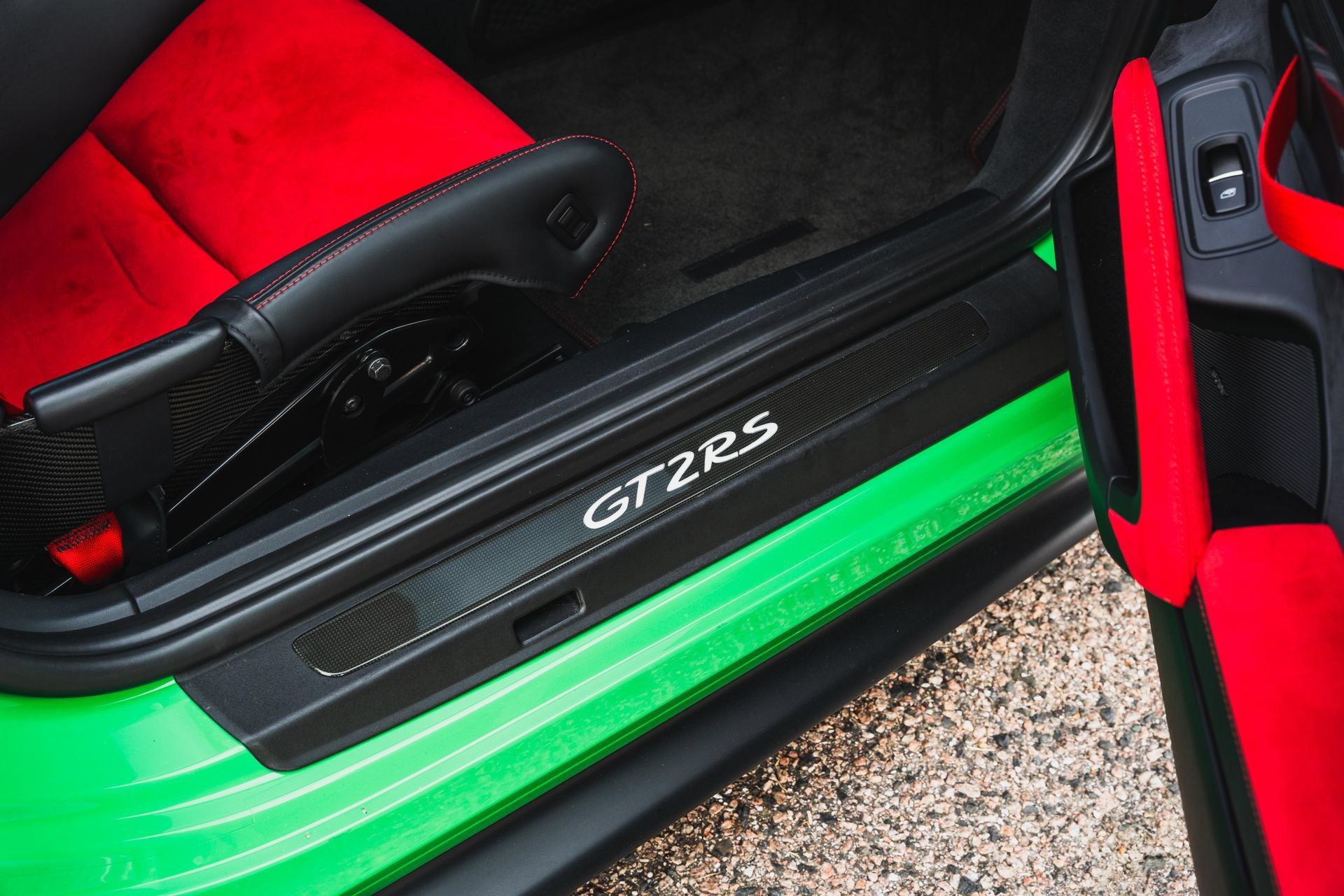 Used 2018 Porsche 911 GT2 RS RWD image 59