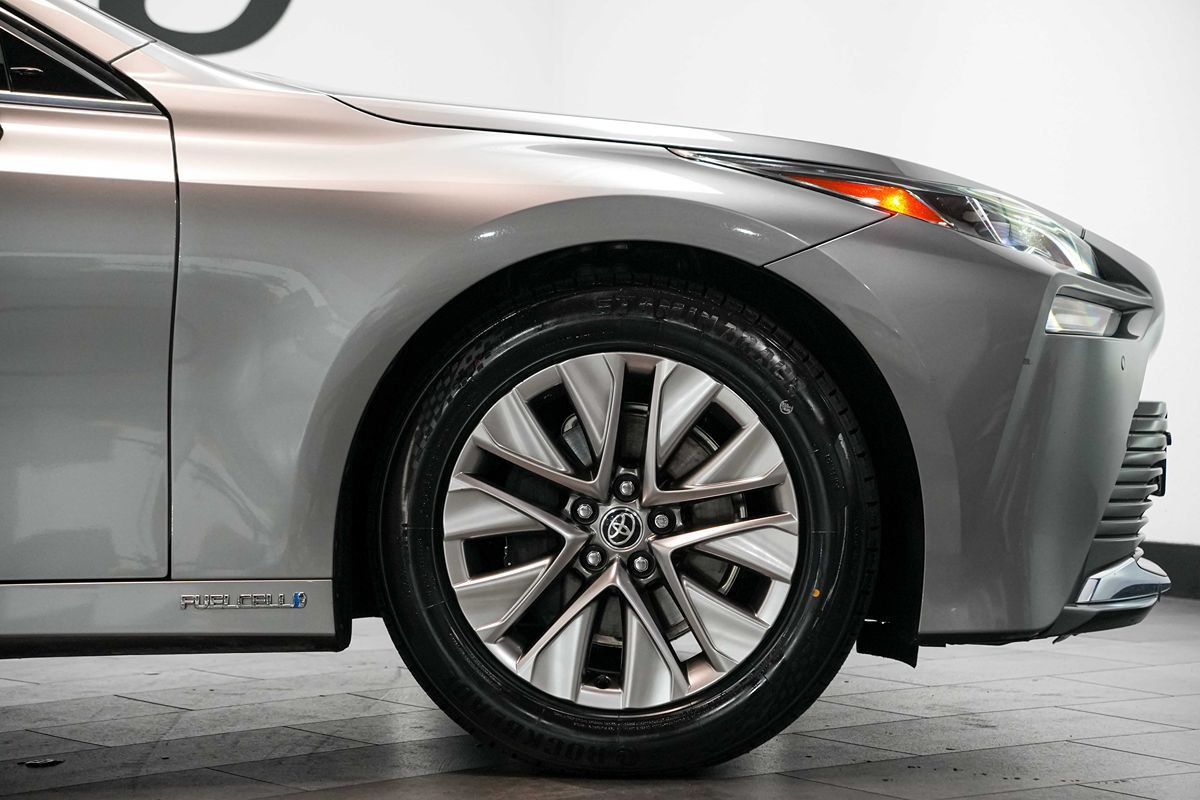 Used 2023 Toyota Mirai w/ Advanced Technology Package RWD image 9