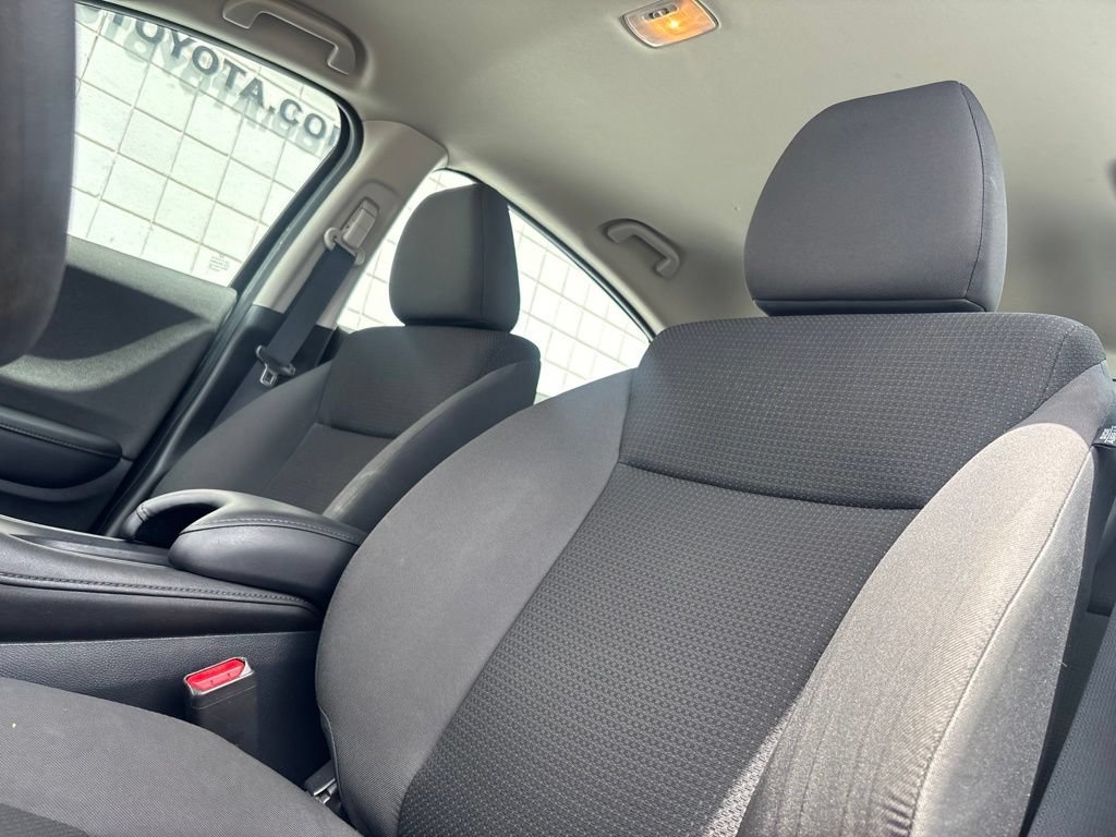 Used 2021 Honda HR-V LX image 10