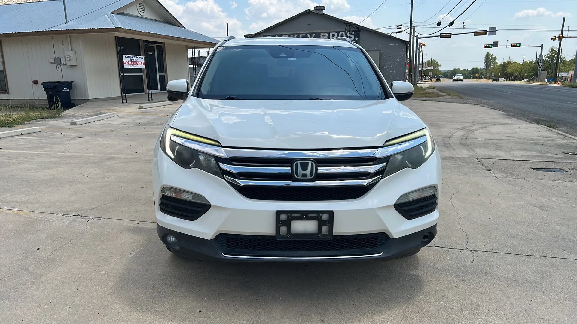 Used 2018 Honda Pilot Touring image 8