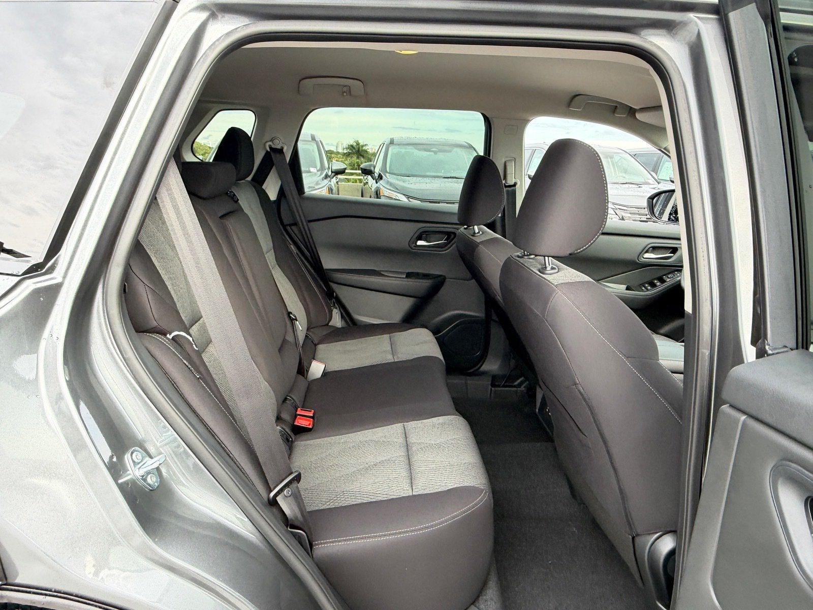 New 2027 Nissan Rogue SV FWD image 13