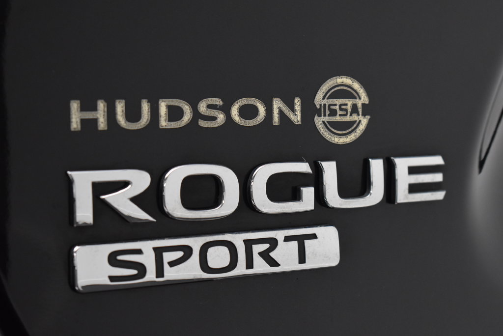 Used 2020 Nissan Rogue Sport SV AWD/4WD image 9