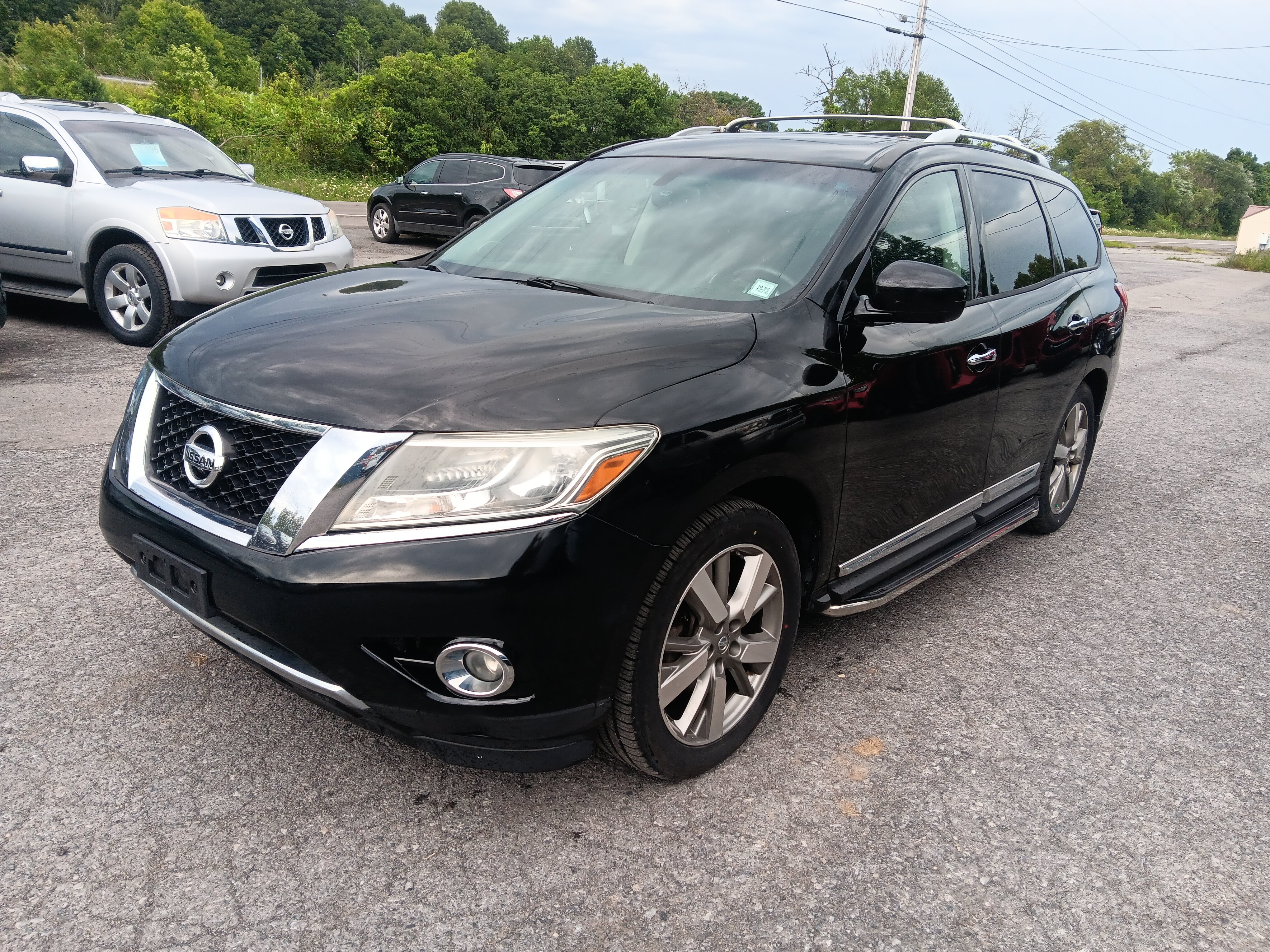 Used 2014 Nissan Pathfinder Platinum w/ Platinum Premium Package