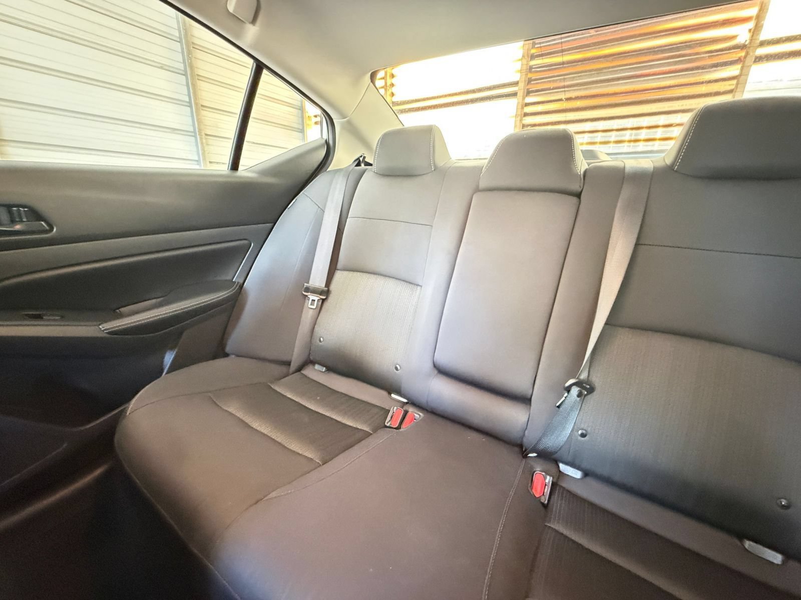 Used 2025 Nissan Altima 2.5 SV FWD image 34