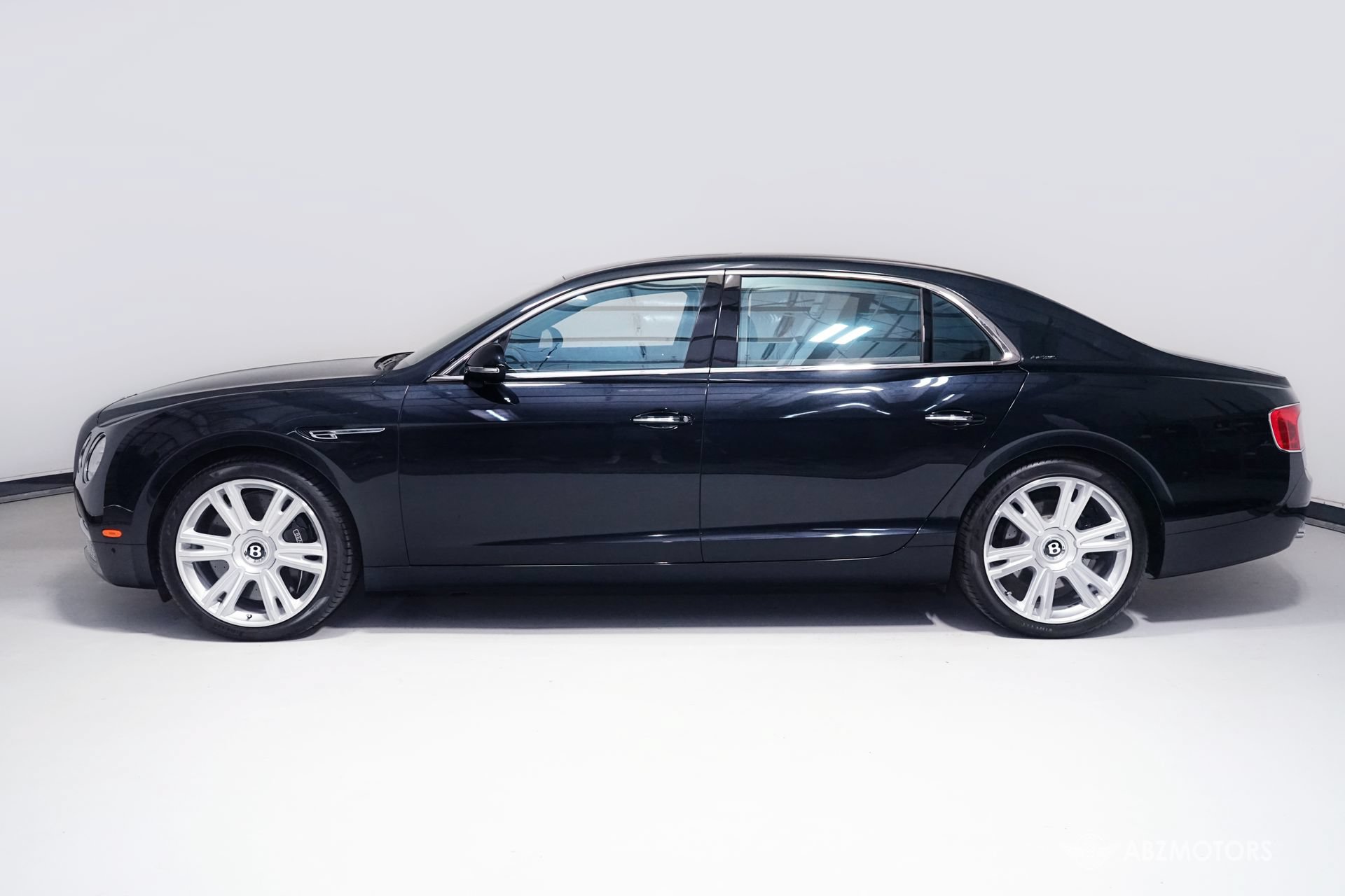 Used 2014 Bentley Flying Spur W12 AWD/4WD image 4