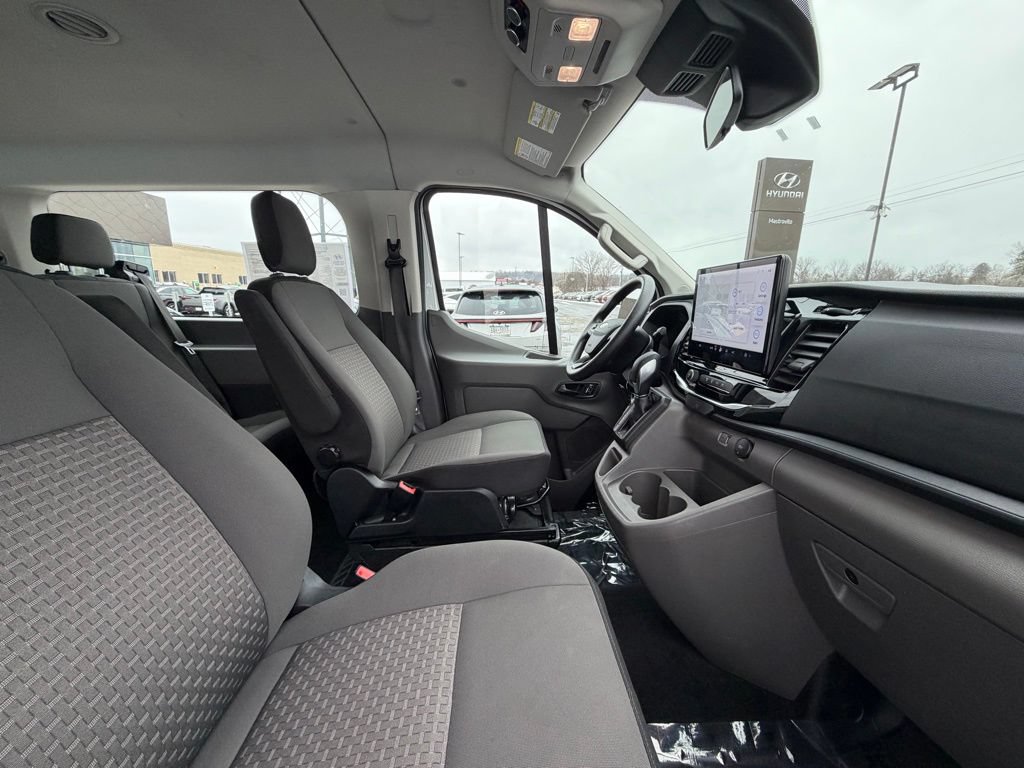 Used 2023 Ford Transit 350 XLT RWD image 7