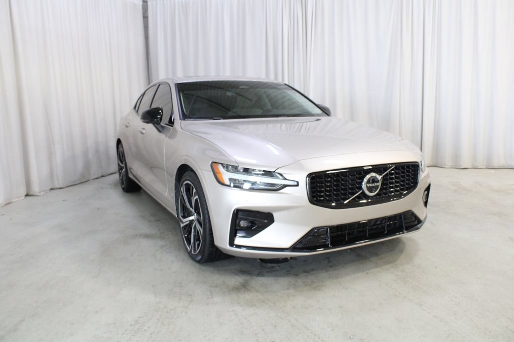 Used 2024 Volvo S60 B5 Plus w/ Climate Package AWD/4WD image 37