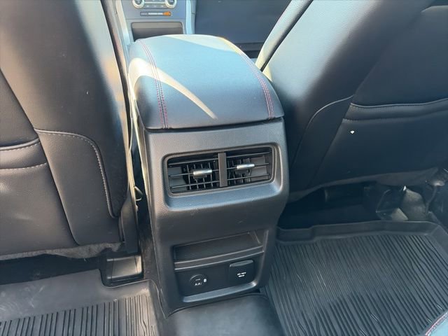 Used 2022 Ford Edge ST-Line AWD/4WD image 25