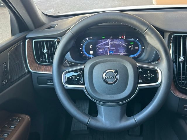 Used 2025 Volvo XC60 T8 Plus w/ Protection Package Premier AWD/4WD image 13