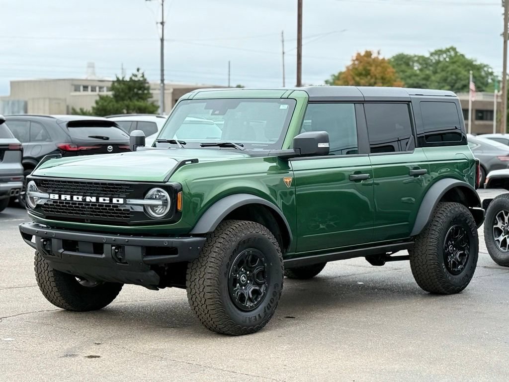 Used 2025 Ford Bronco Badlands AWD/4WD image 44