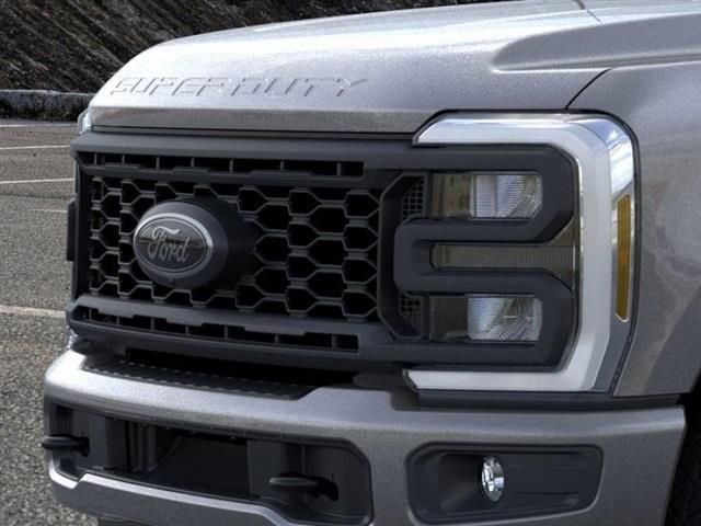 New 2025 Ford F250 XLT w/ Black Appearance Package image 17