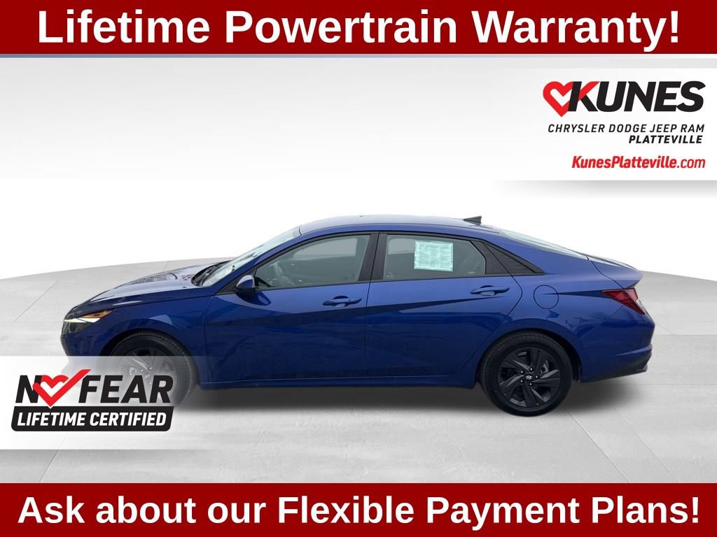 Used 2023 Hyundai Elantra SEL image 7