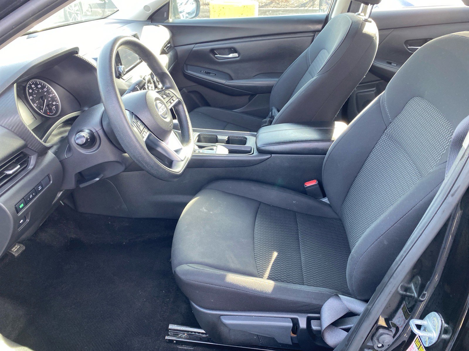 Used 2023 Nissan Sentra S image 9