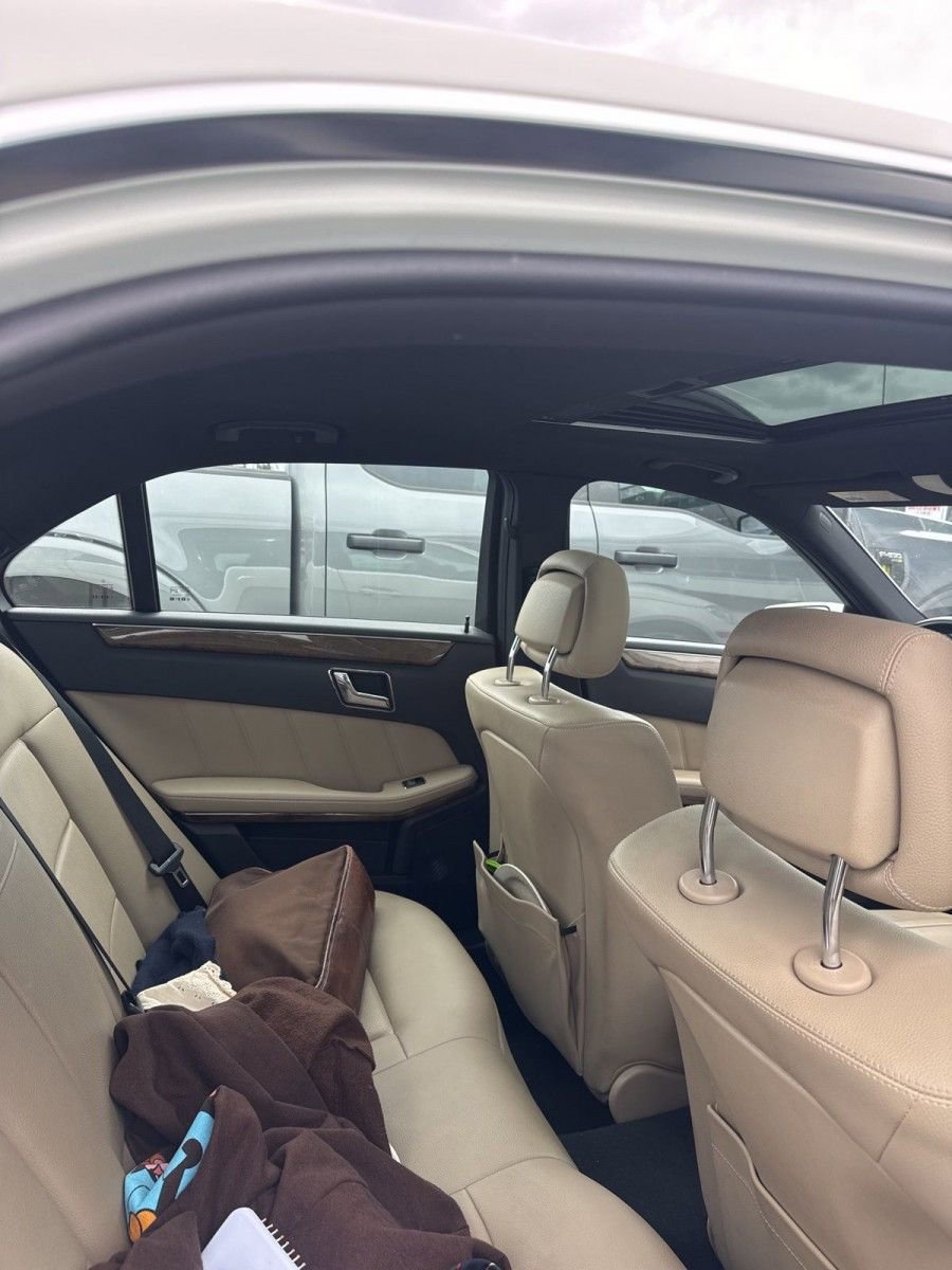 Used 2011 Mercedes-Benz E 350 4MATIC Sedan w/ Premium 1 Pkg image 6