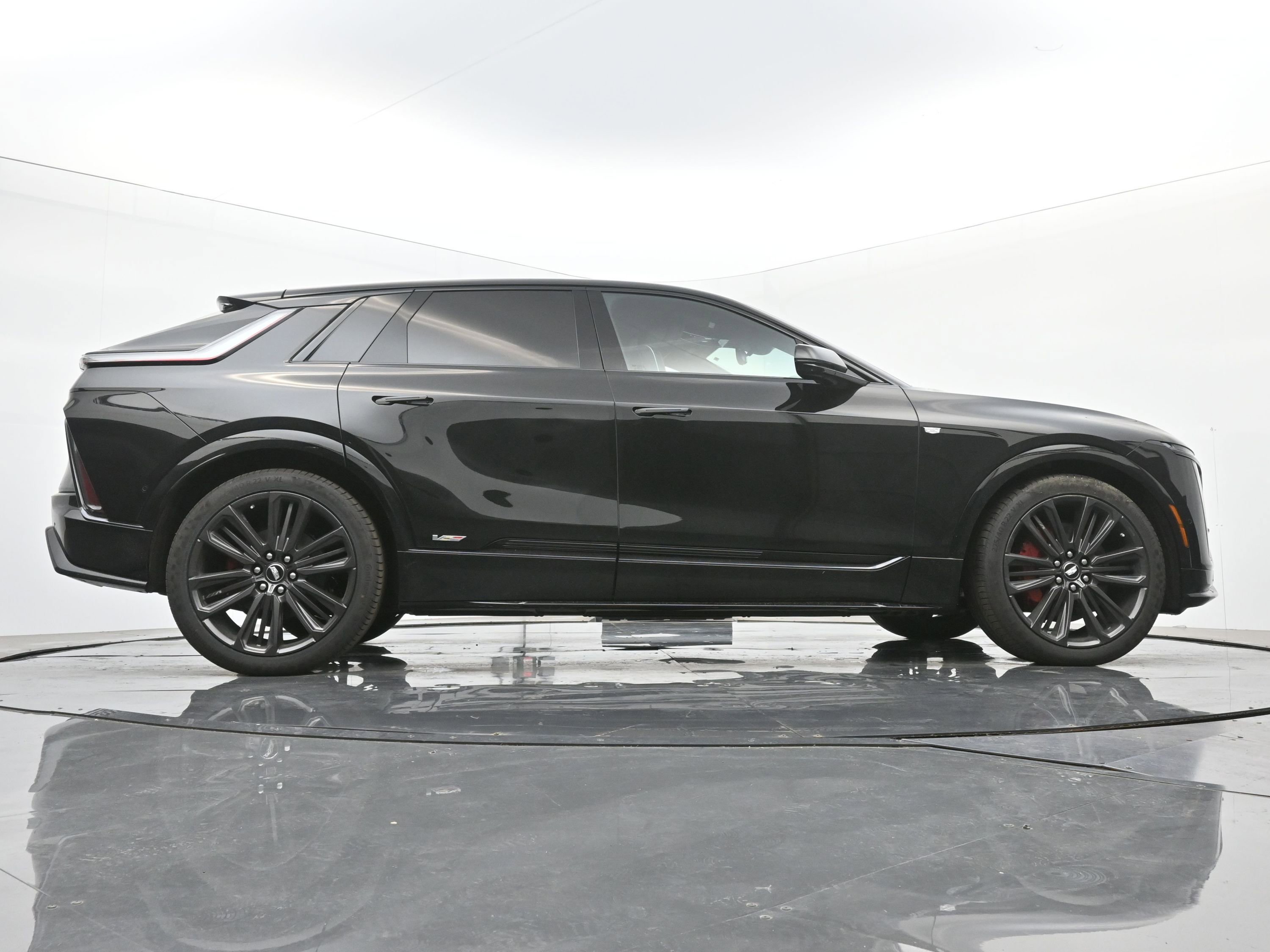 New 2026 Cadillac Lyriq V w/ LPO, Floor Liner Package image 20