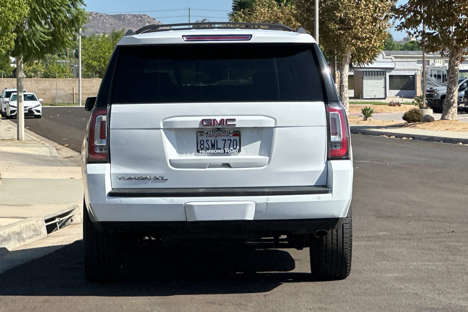 Used 2020 GMC Yukon XL SLT w/ Open Road Package RWD image 5