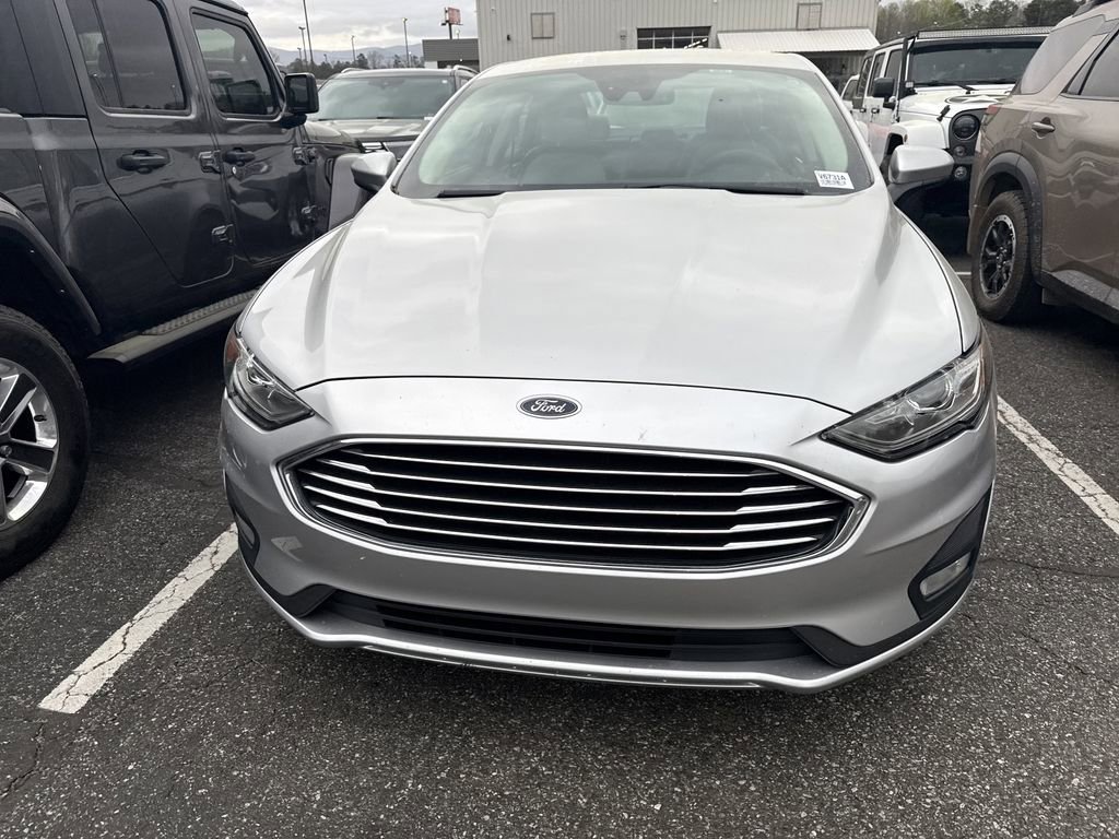 Used 2019 Ford Fusion SE w/ Equipment Group 151A image 5