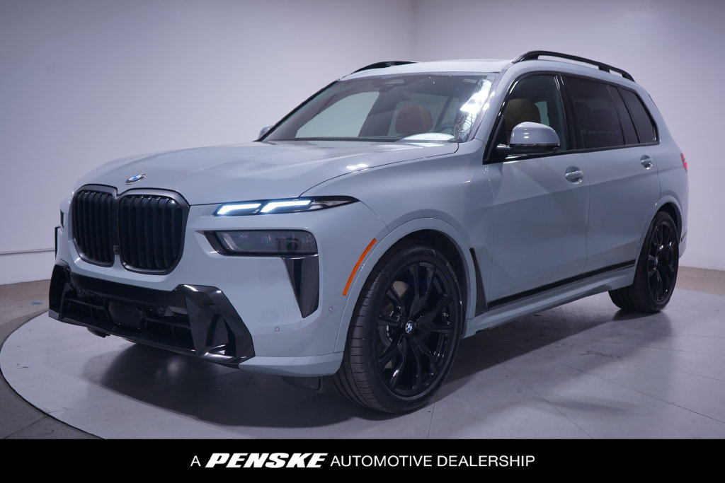 Used 2026 BMW X7 xDrive40i w/ M Sport Package AWD/4WD image 1