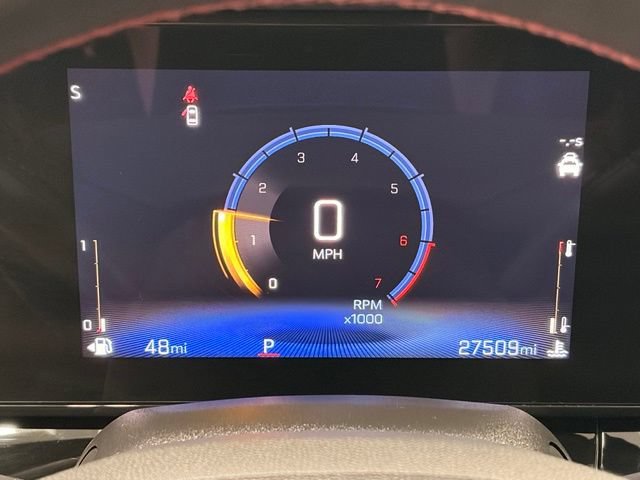 Used 2024 Chevrolet Trax RS w/ Sunroof Package FWD image 15