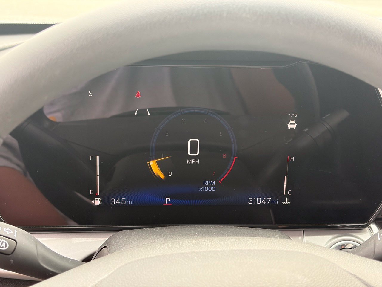 Used 2025 Chevrolet Trax LT FWD image 11