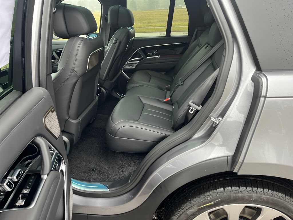 New 2026 Land Rover Range Rover Autobiography AWD/4WD image 18