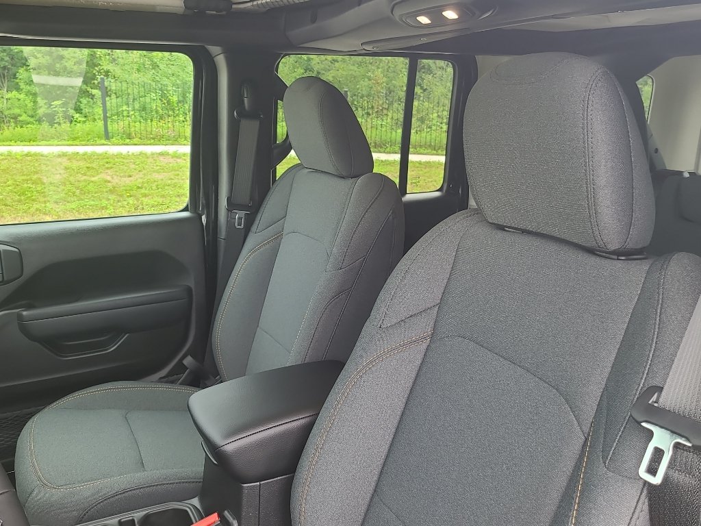 New 2026 Jeep Wrangler Unlimited Sport AWD/4WD image 16