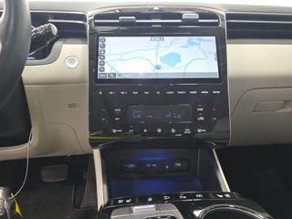 Used 2023 Hyundai Tucson Limited FWD image 11