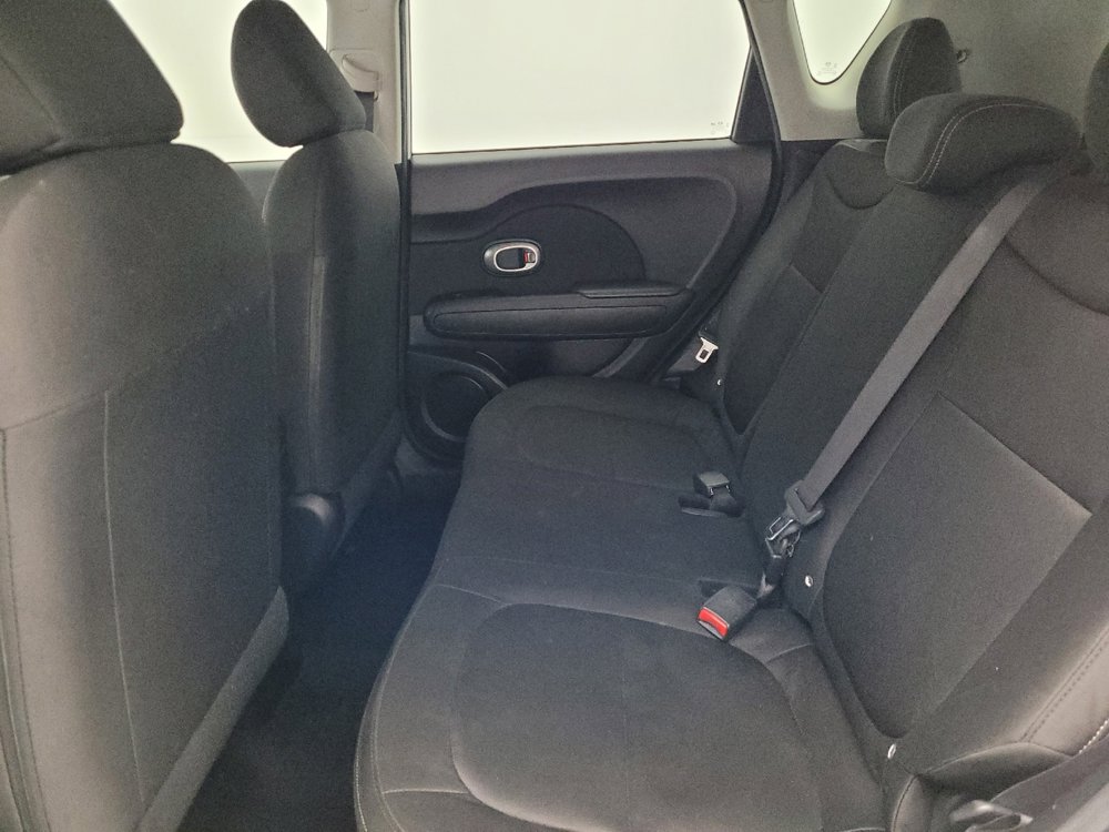 Used 2016 Kia Soul w/ Convenience Package FWD image 18