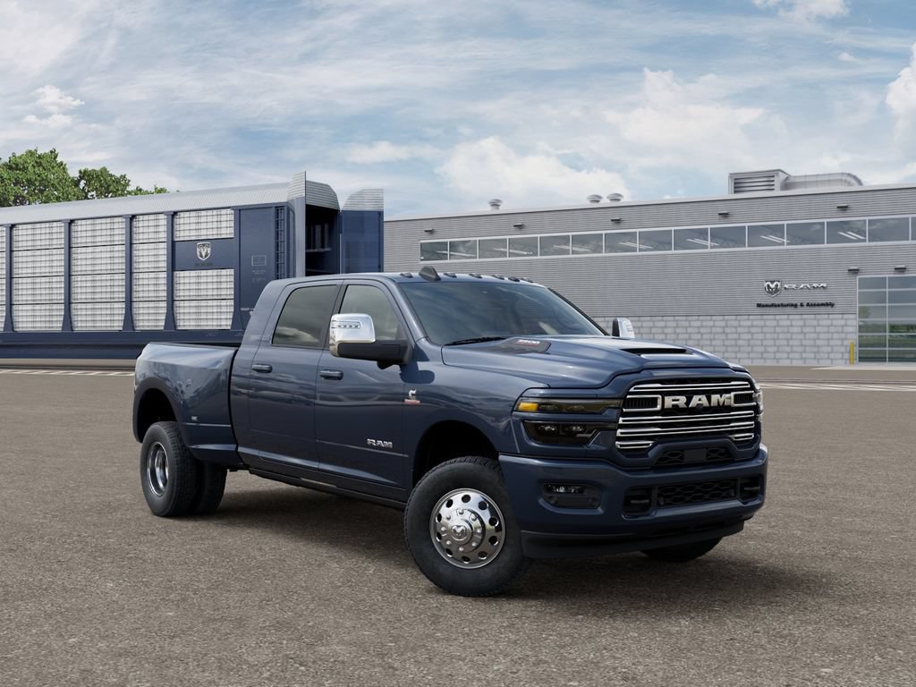 New 2026 RAM 3500 Laramie AWD/4WD image 5