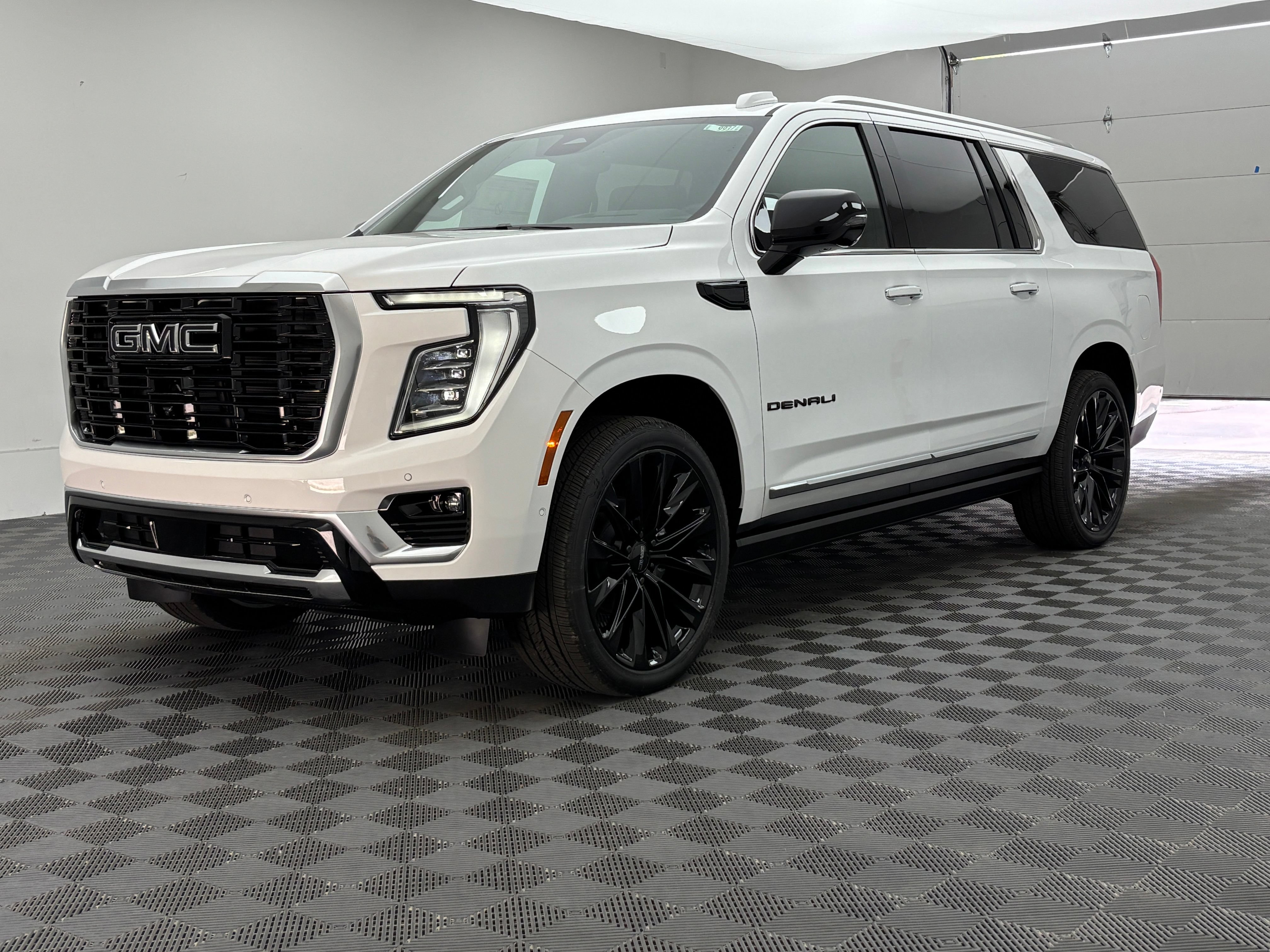 New 2026 GMC Yukon XL Denali w/ Denali Reserve Package AWD/4WD video 2
