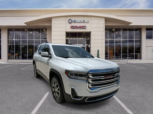 Certified 2023 GMC Acadia SLT FWD image 3