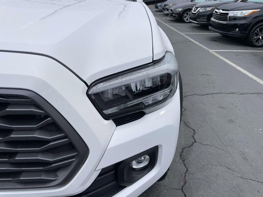 Used 2022 Toyota Tacoma TRD Off-Road w/ TRD Premium Off Road Package image 14