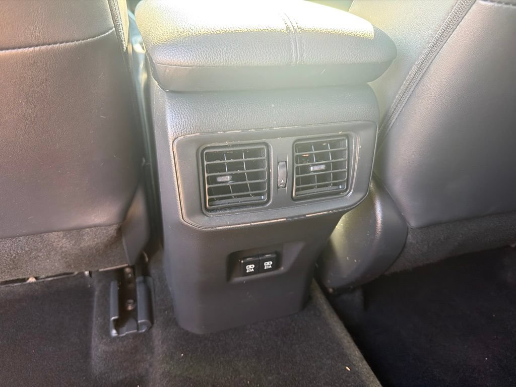Used 2019 Toyota RAV4 XLE Premium w/ Cold Weather Package AWD/4WD image 35