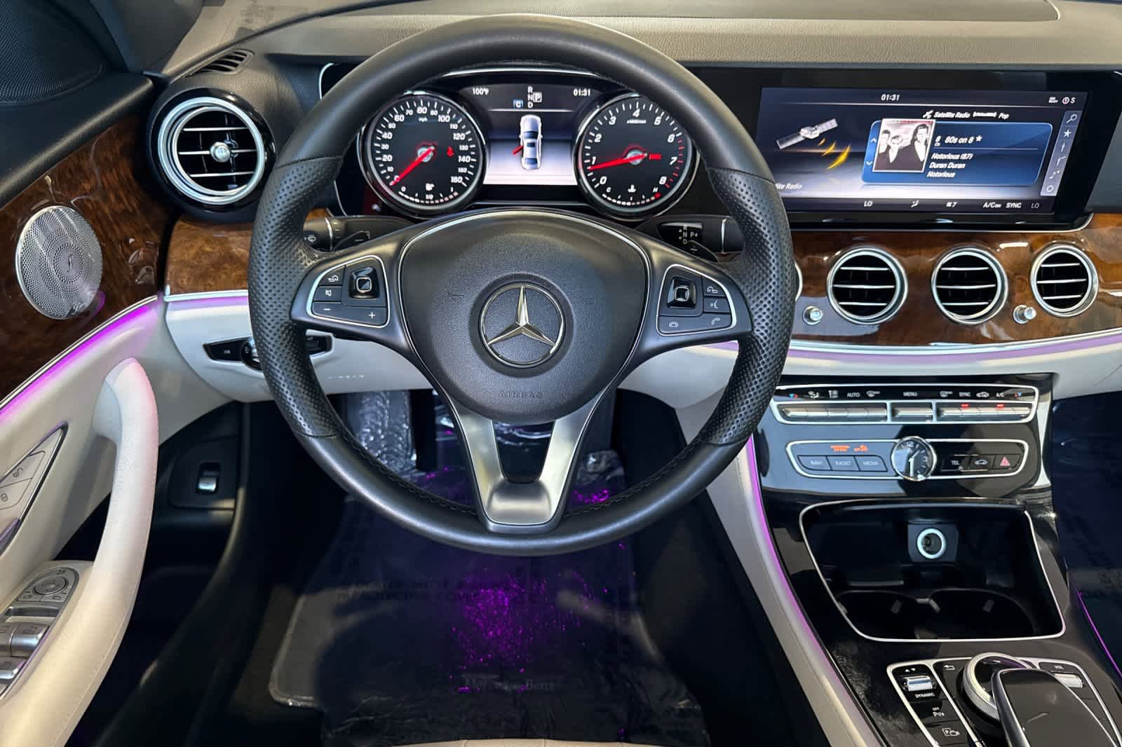 Used 2017 Mercedes-Benz E 300 image 13